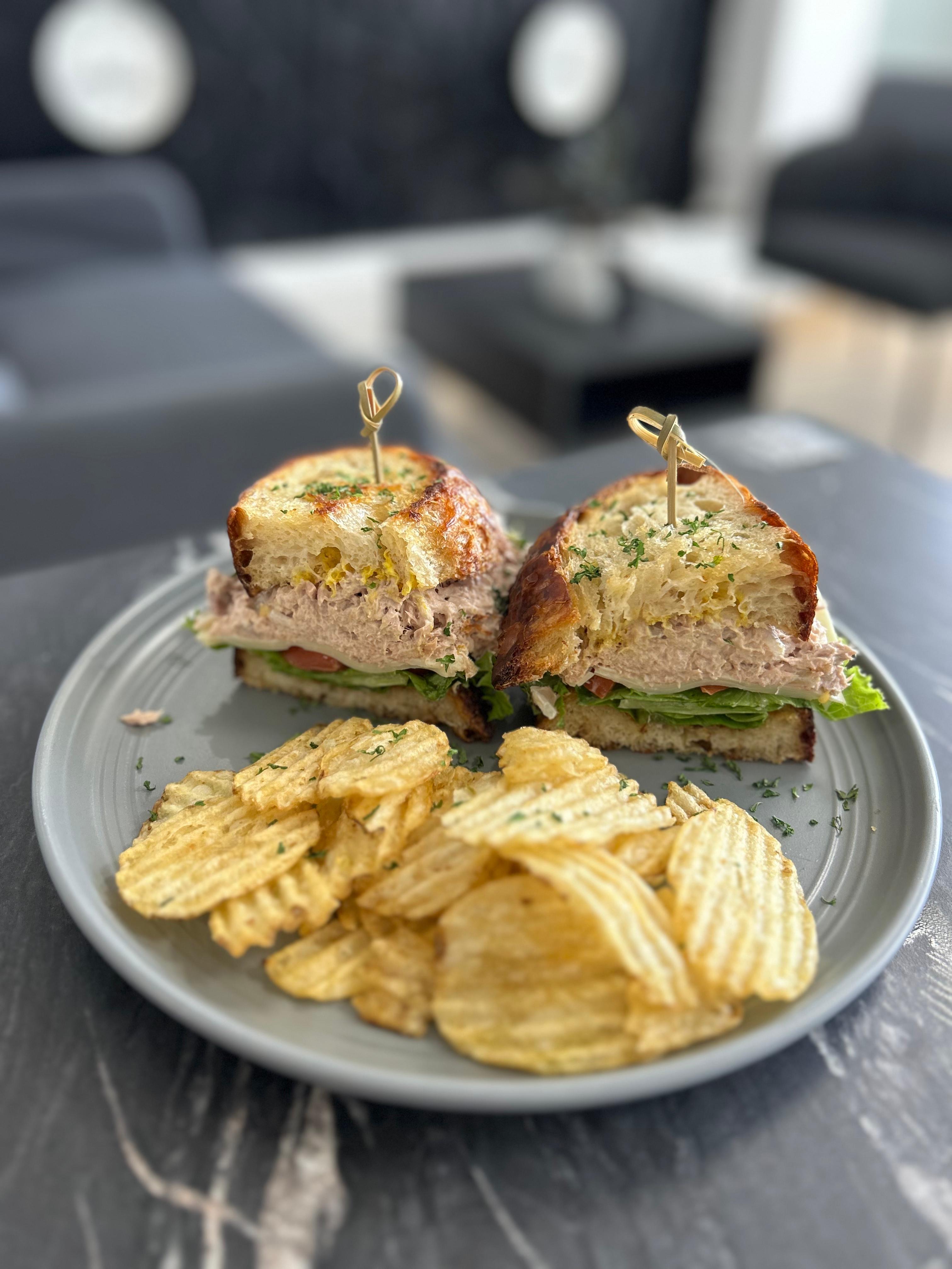 Tuna Sandwich